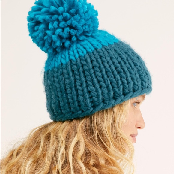 NWT Free People Cozy Up Color Block Pom Beanie - Picture 2 of 7